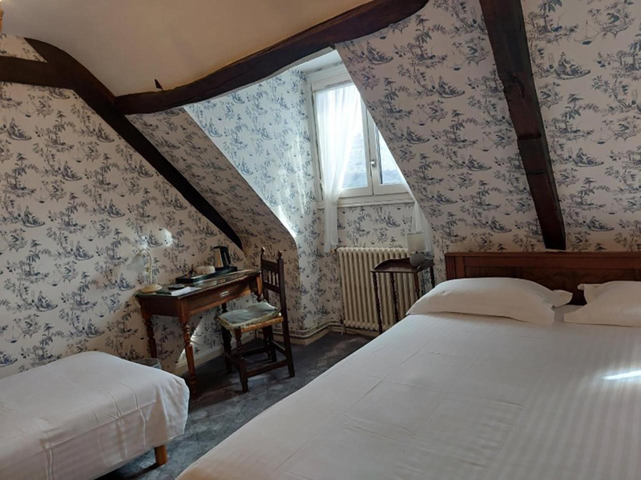Logis Hotel Beau Site Argelès-Gazost Exteriör bild