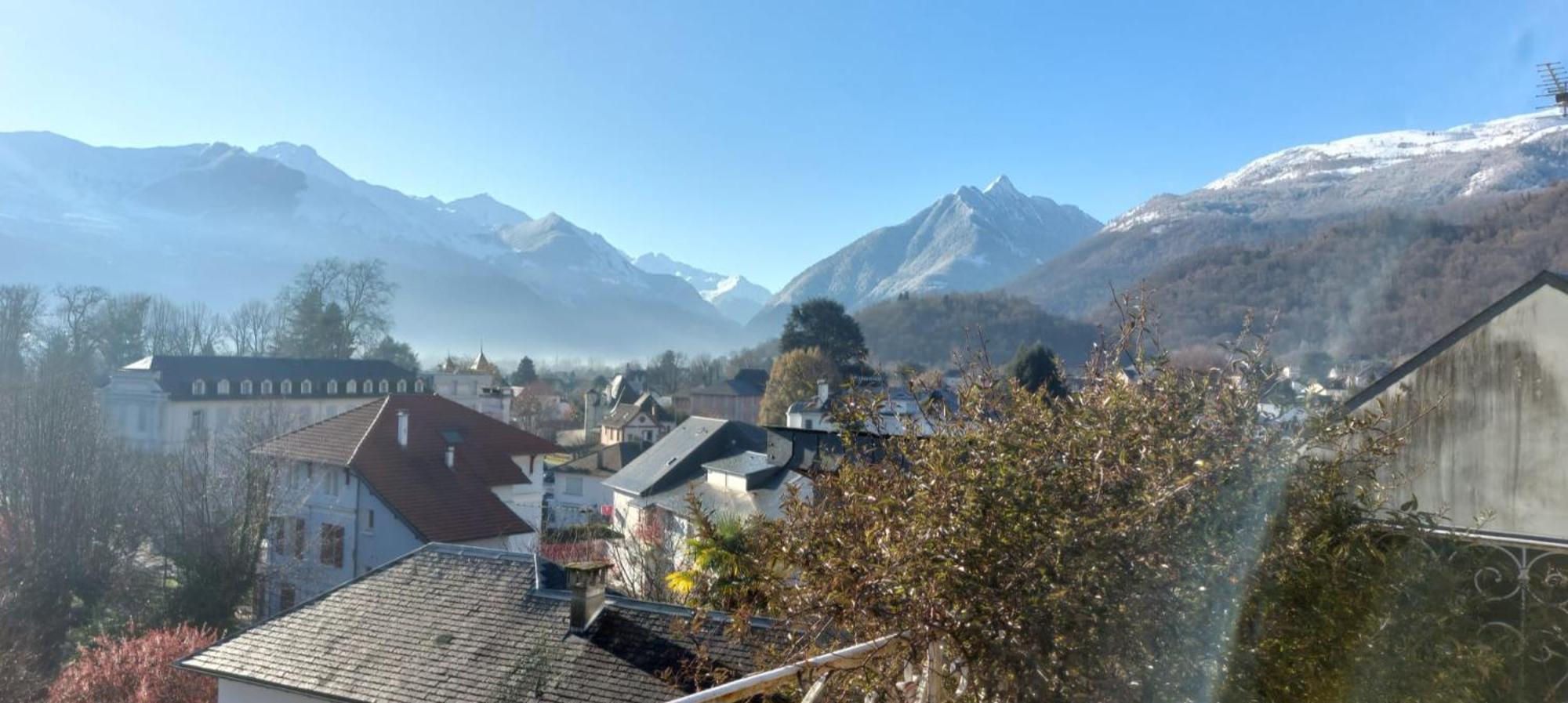 Logis Hotel Beau Site Argelès-Gazost Exteriör bild