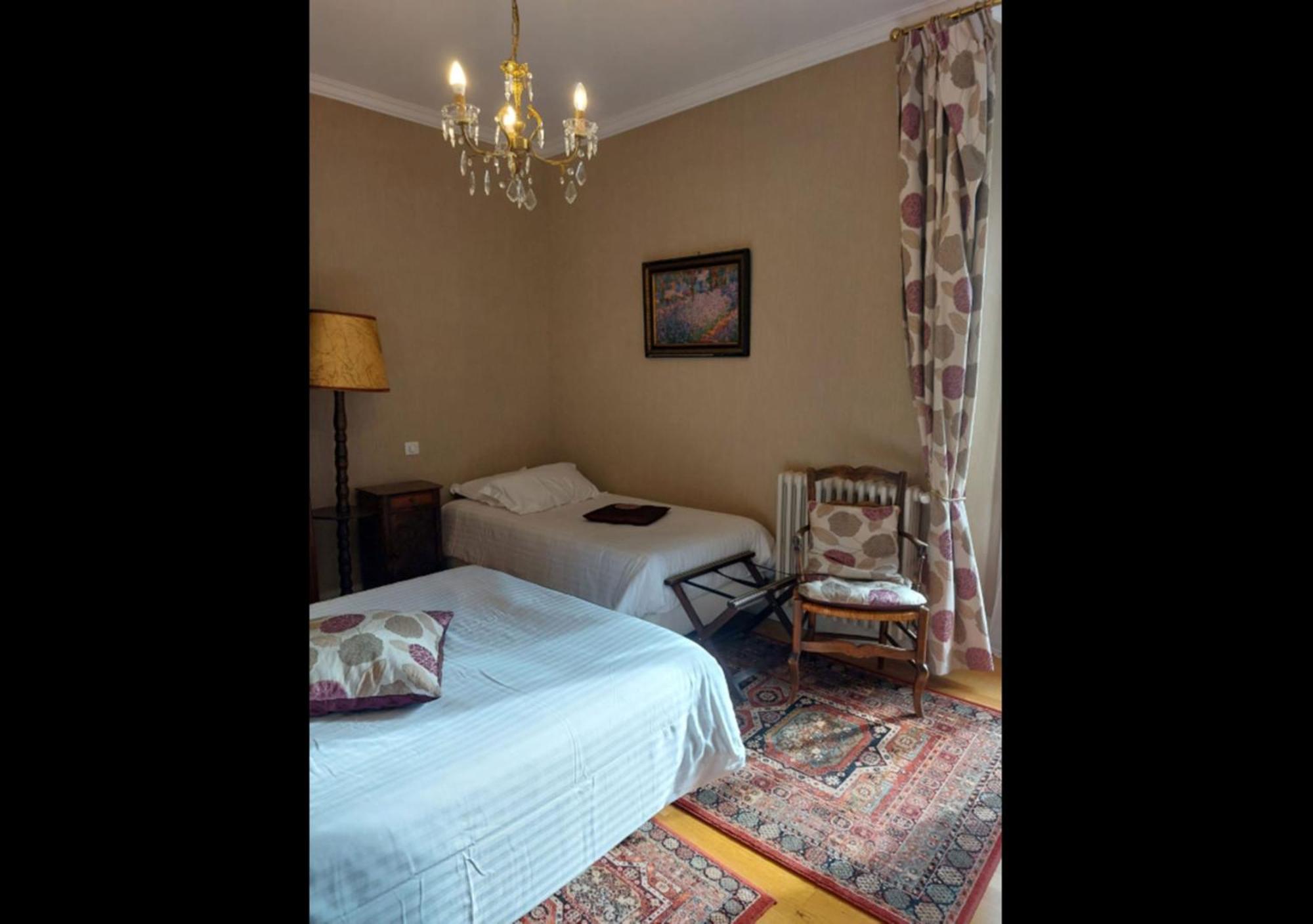 Logis Hotel Beau Site Argelès-Gazost Exteriör bild
