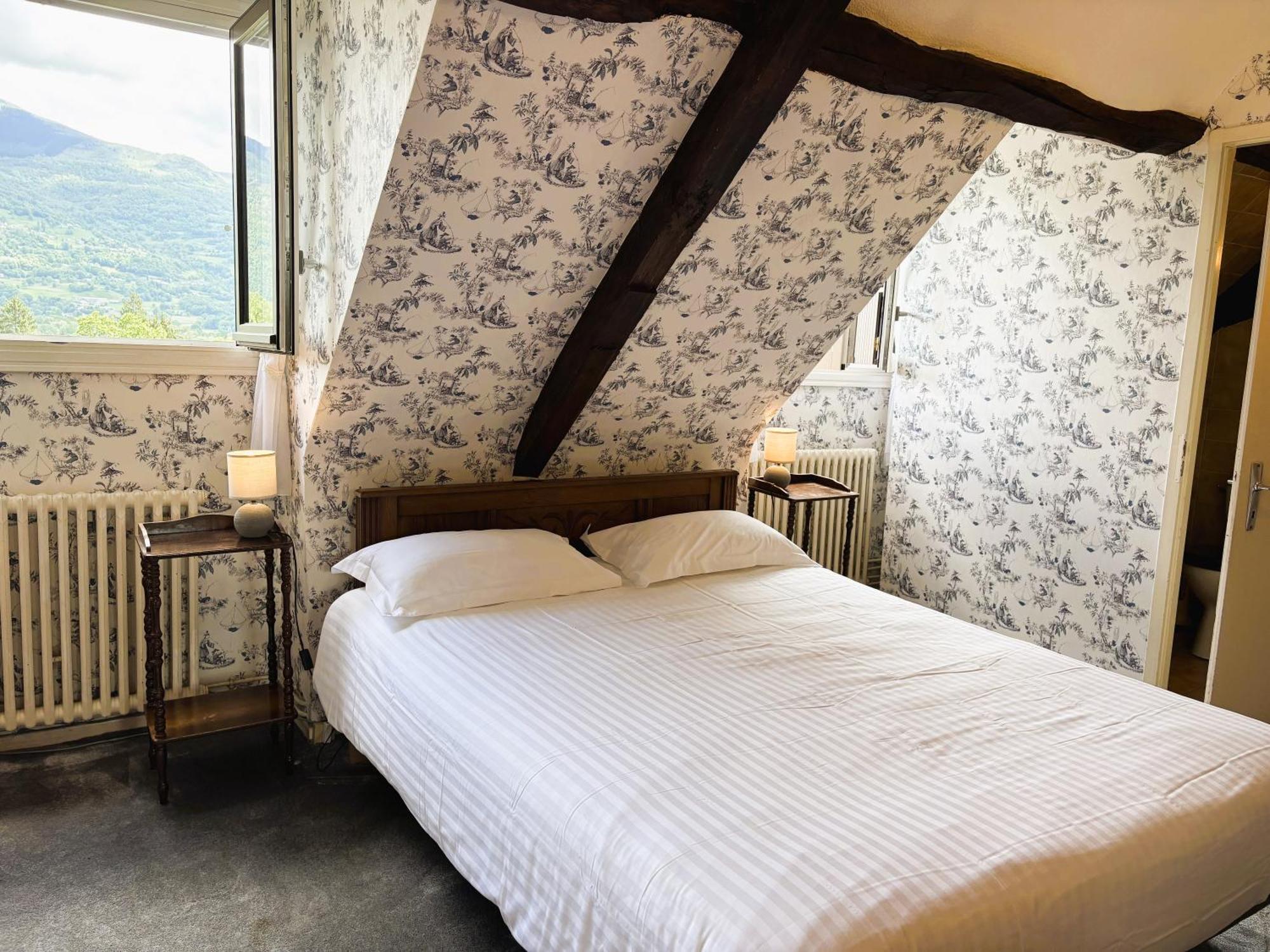 Logis Hotel Beau Site Argelès-Gazost Exteriör bild