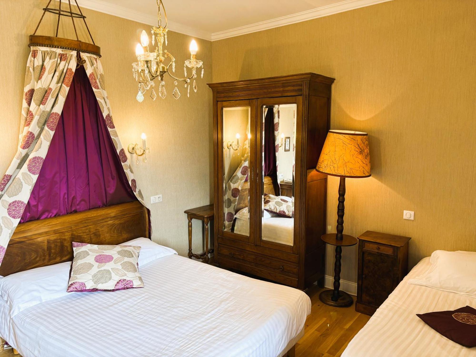 Logis Hotel Beau Site Argelès-Gazost Exteriör bild