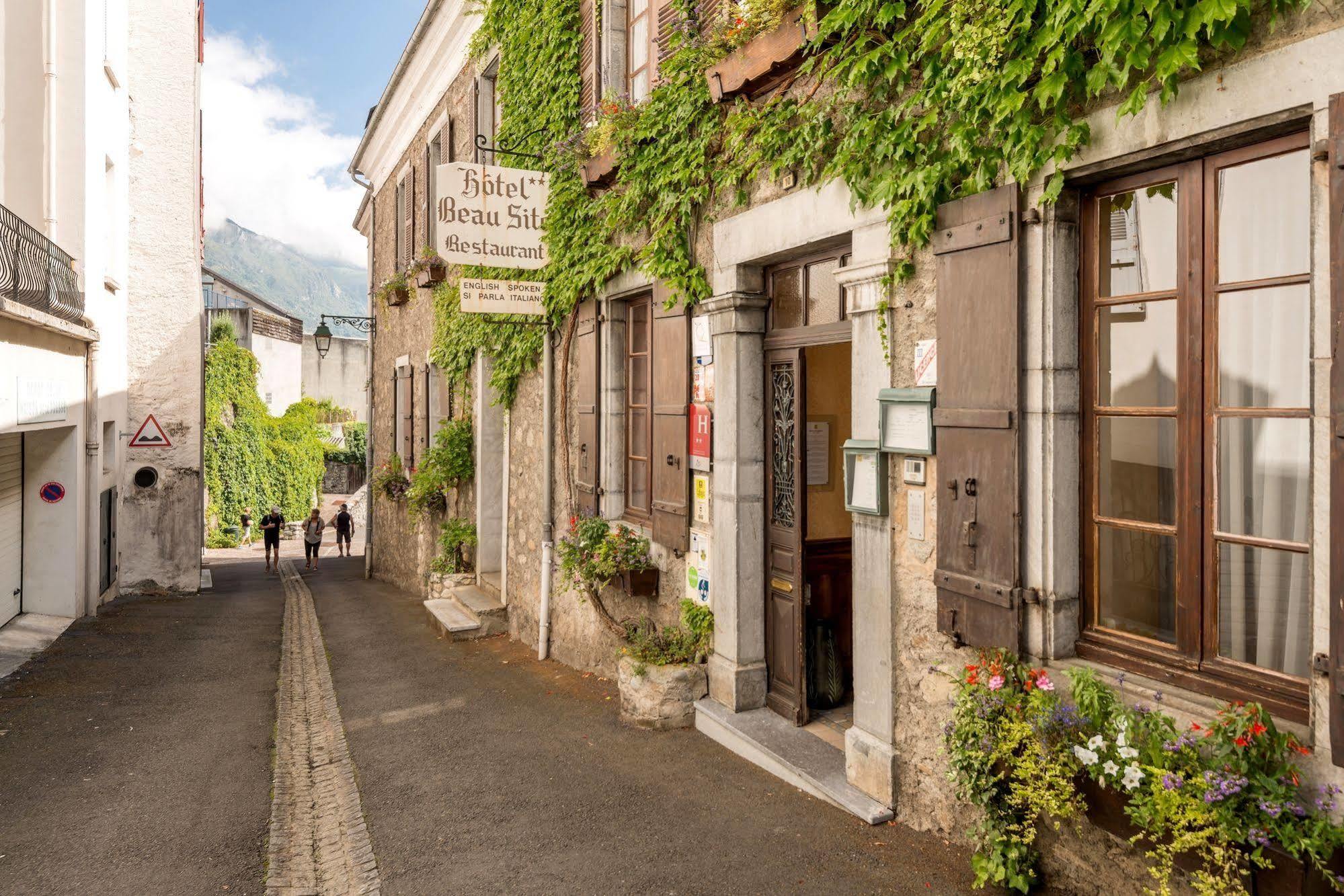 Logis Hotel Beau Site Argelès-Gazost Exteriör bild