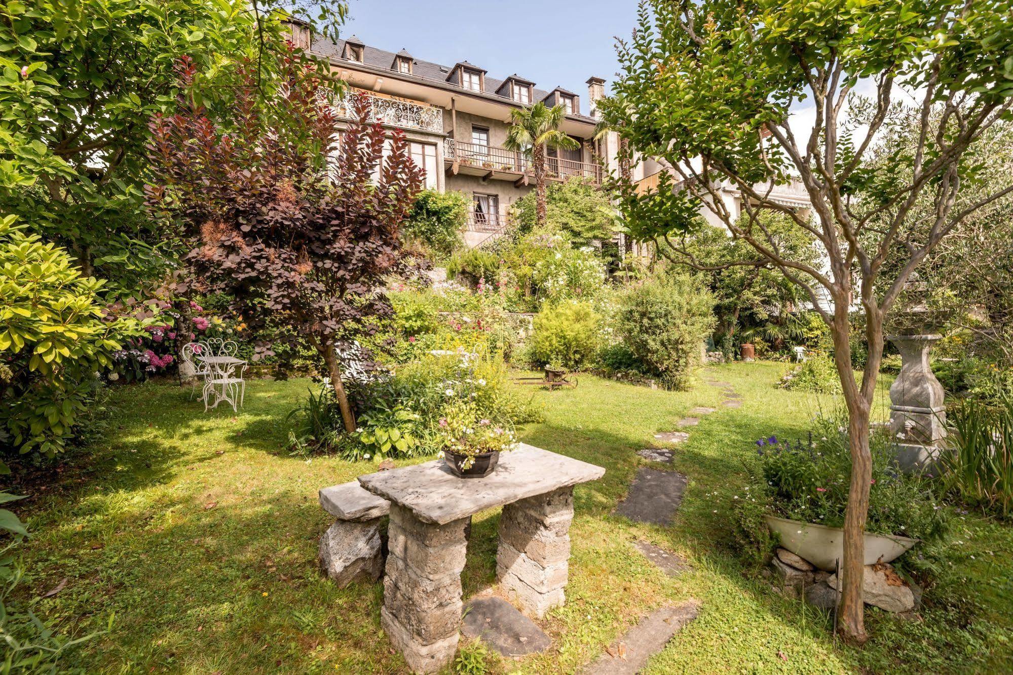Logis Hotel Beau Site Argelès-Gazost Exteriör bild