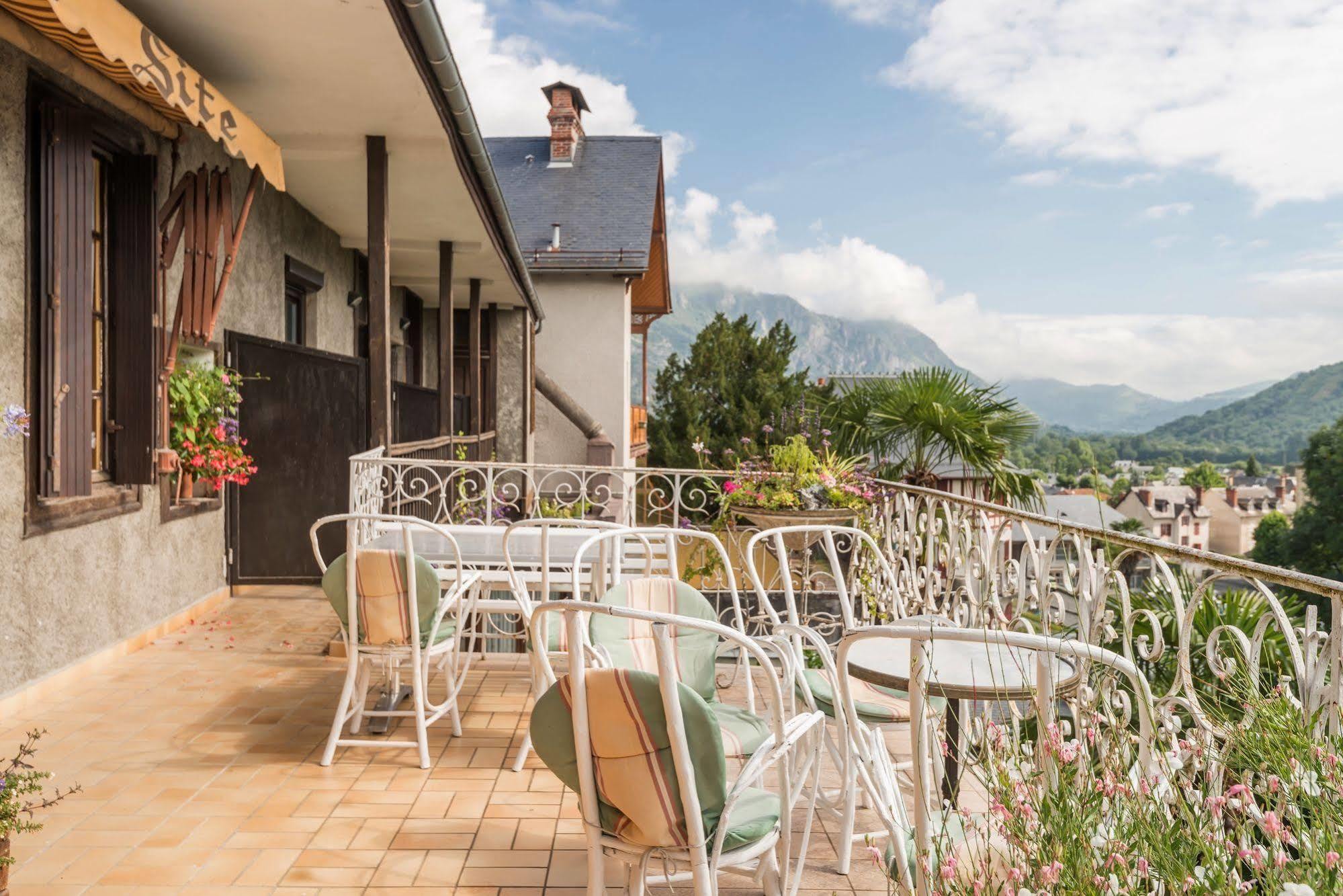 Logis Hotel Beau Site Argelès-Gazost Exteriör bild