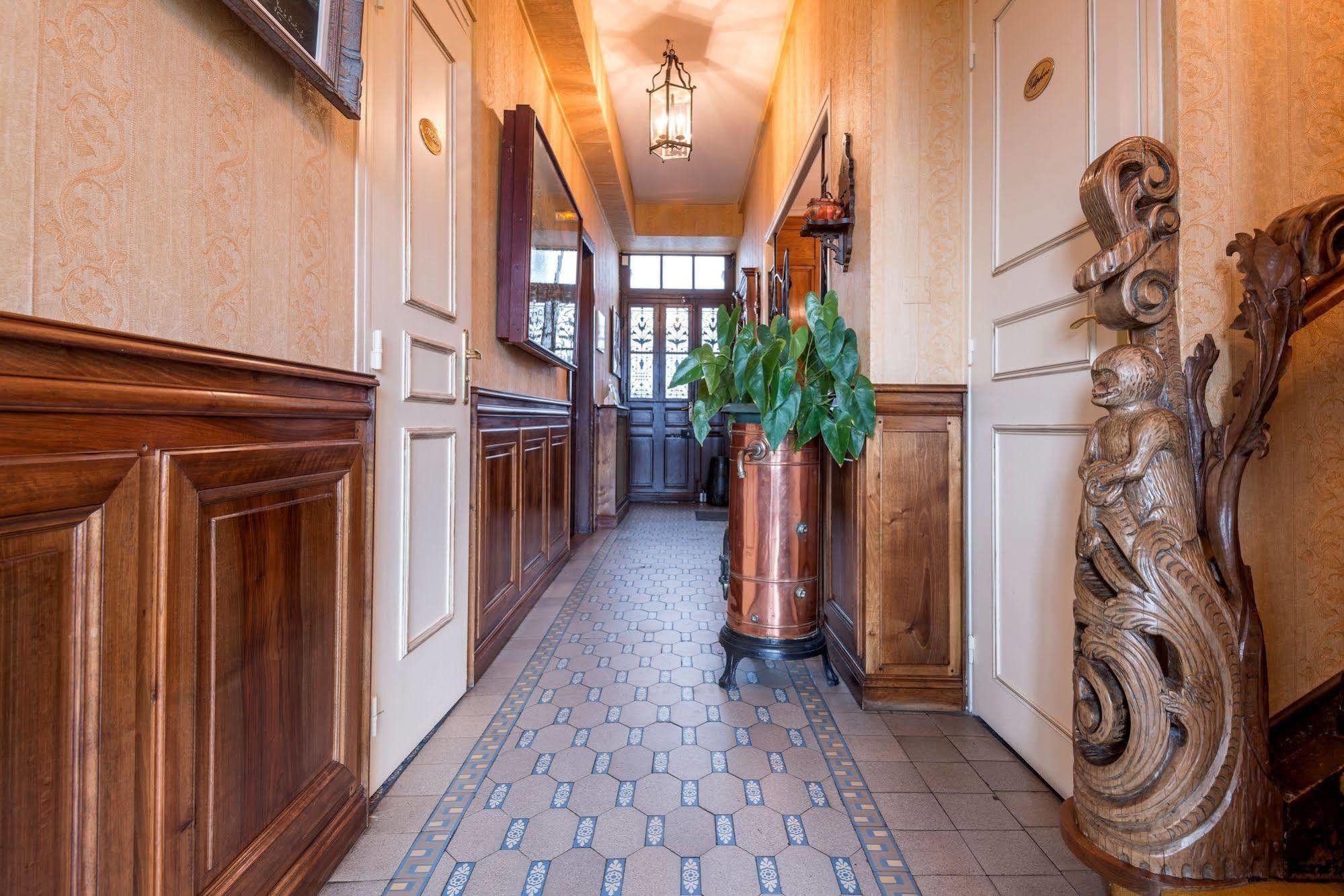 Logis Hotel Beau Site Argelès-Gazost Exteriör bild